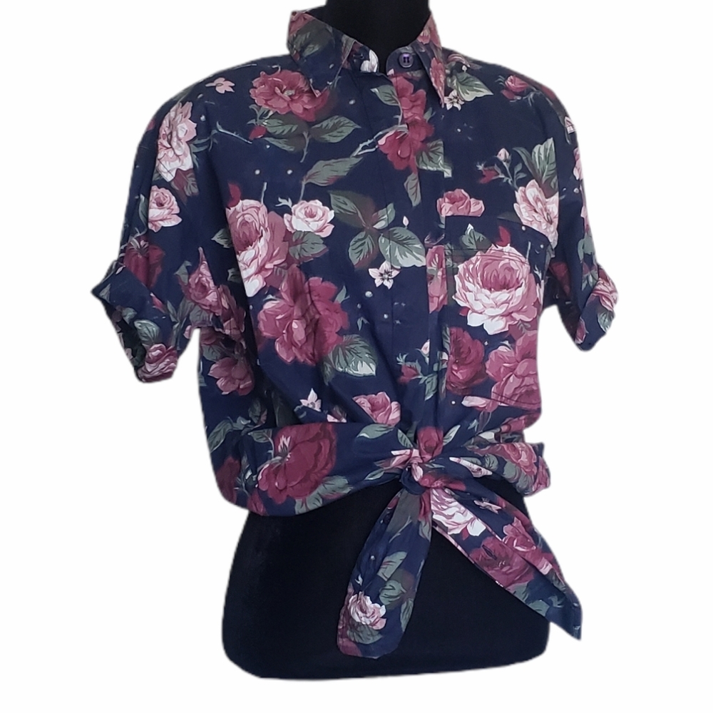 2 for $25 vintage navy blue floral buttondown top